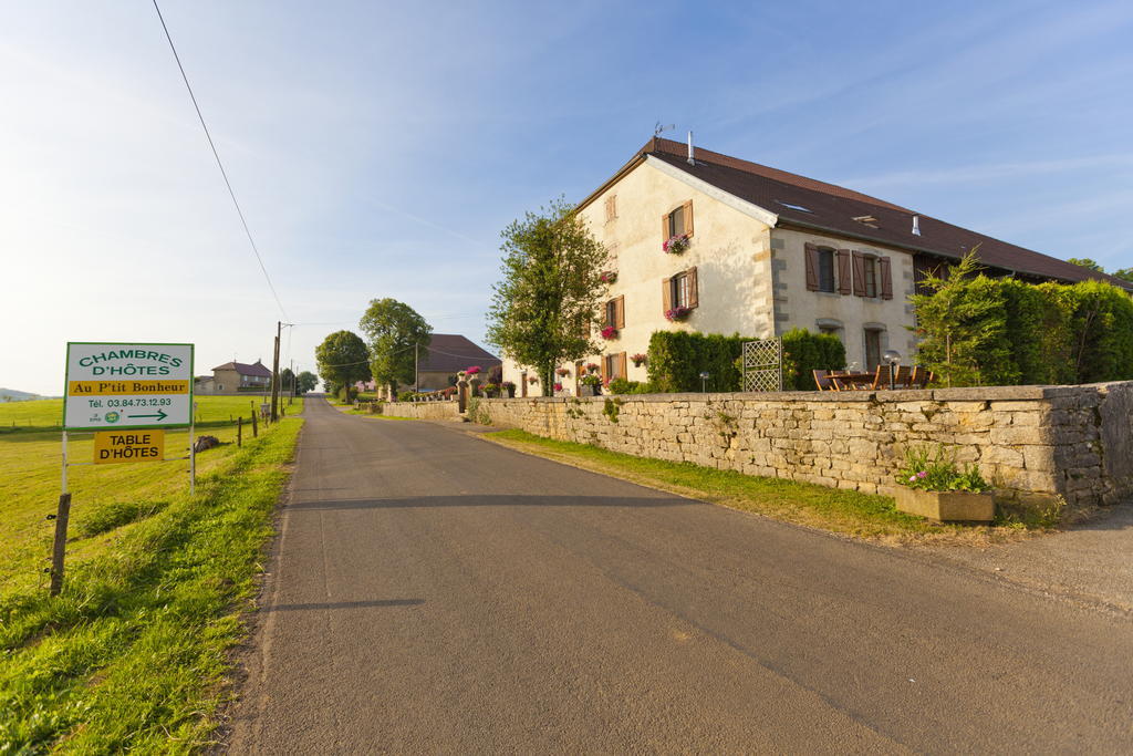 Bed and Breakfast Le P'Tit Bonheur Chilly-sur-Salins Экстерьер фото