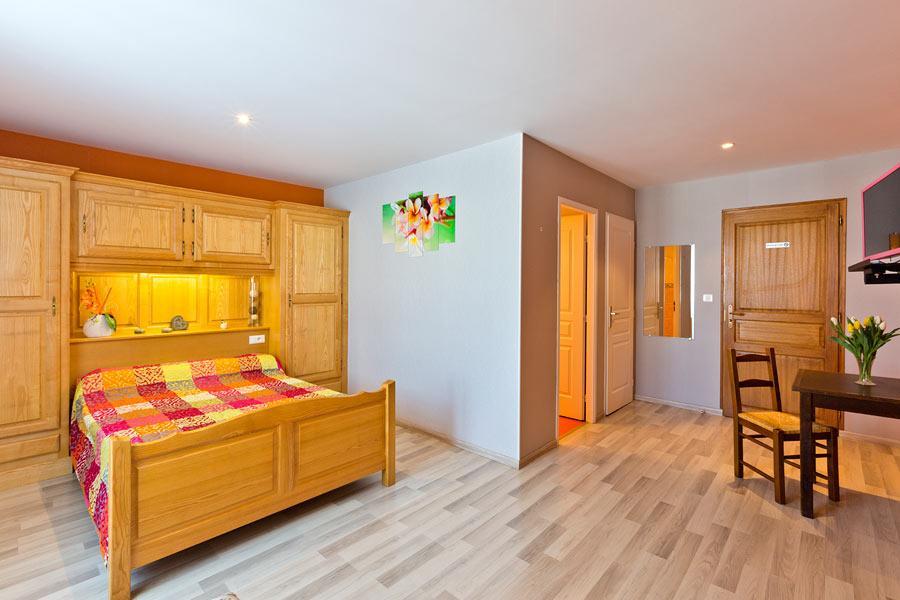 Bed and Breakfast Le P'Tit Bonheur Chilly-sur-Salins Экстерьер фото